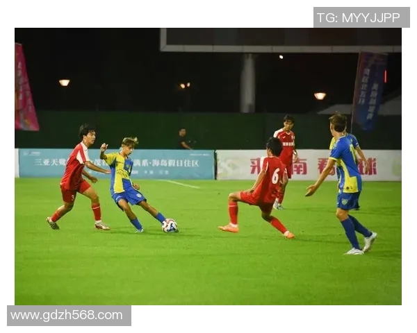 球星风采尽显绿茵激情扑克牌式足球画面展示